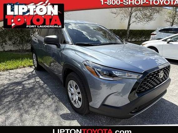 TOYOTA COROLLA CROSS 2024 7MUAAAAG2RV114505 image